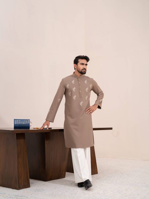 Izaan